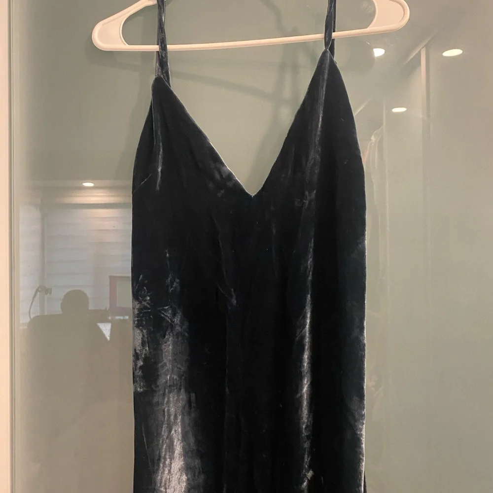 Revolve dress - Picture 3 of 3